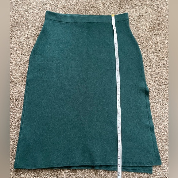 Abercrombie & Fitch - Elevated Sweater Midi Skirt / Dark Green - Picture 4 of 8